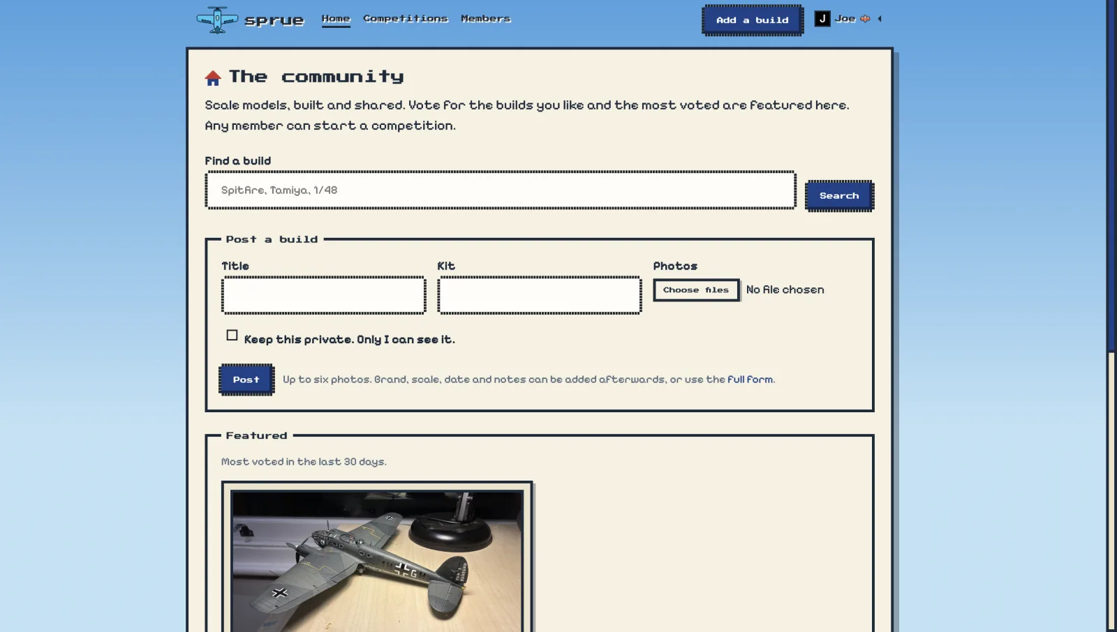 The community page with the featured builds of the last thirty days